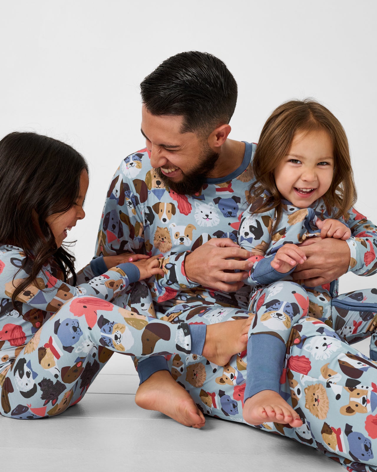 Gray Puppy Parade Men's Long Sleeve Pajama Top - Image 3