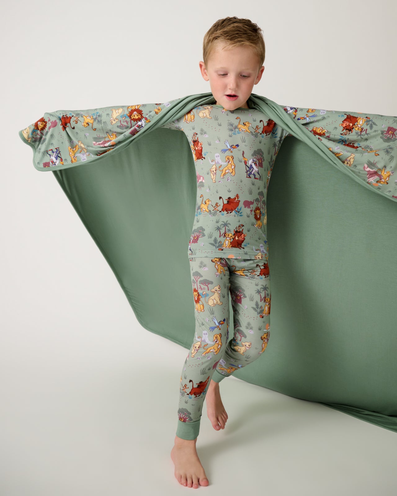 Disney Simba's Safari Large Cloud Blanket? - Image 3
