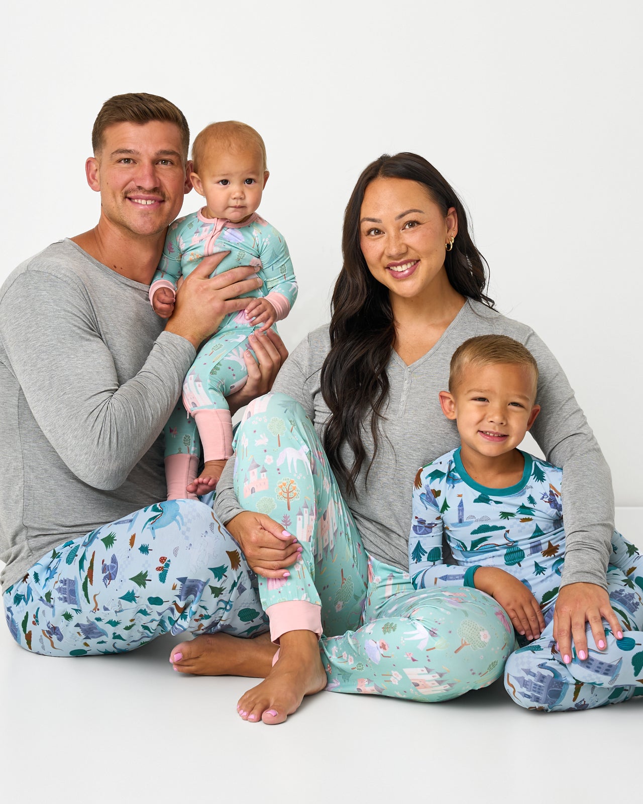 Knight's Quest Men's Pajama Pants - Image 5