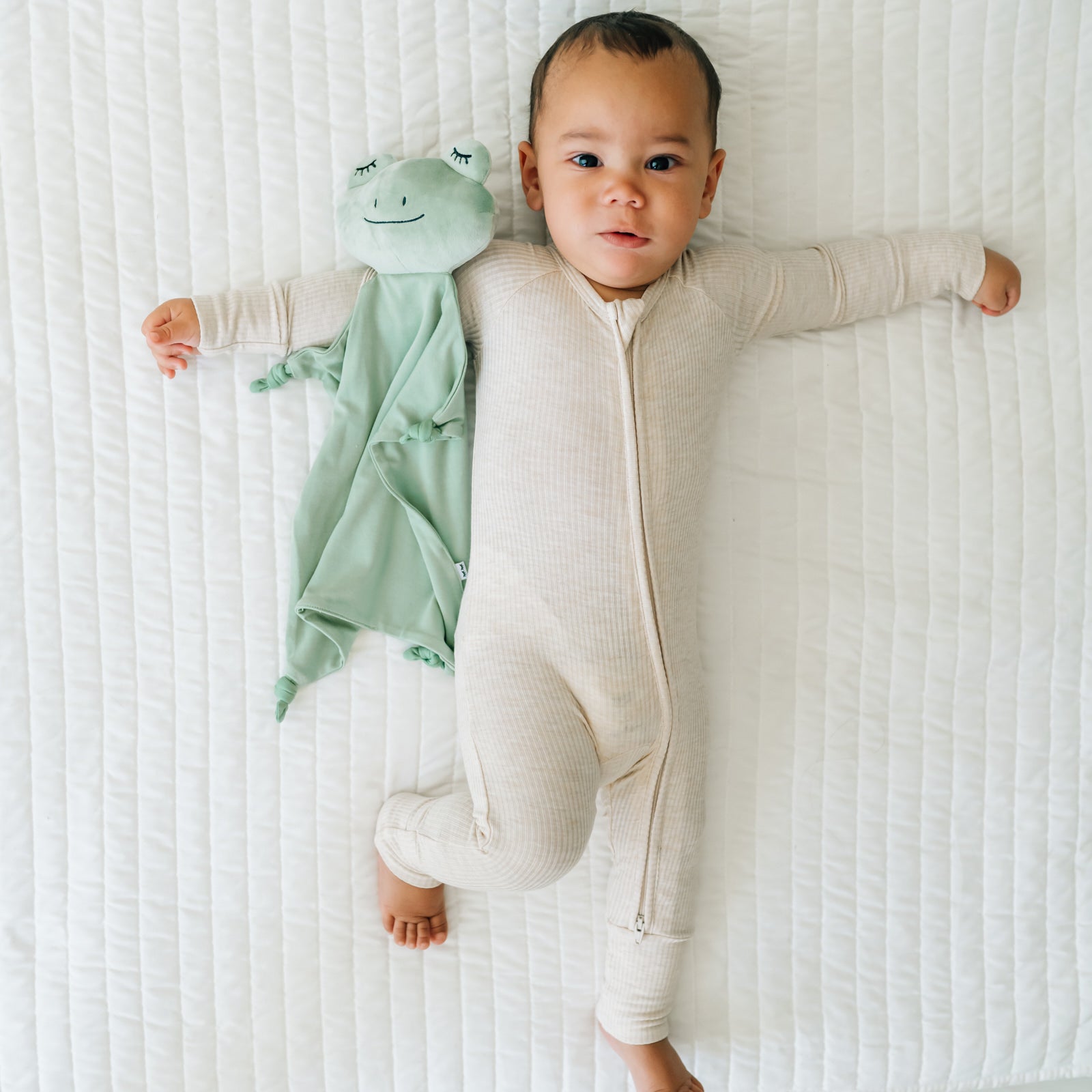 Fredrik the Frog Sleepyhead Lovey - Image 5