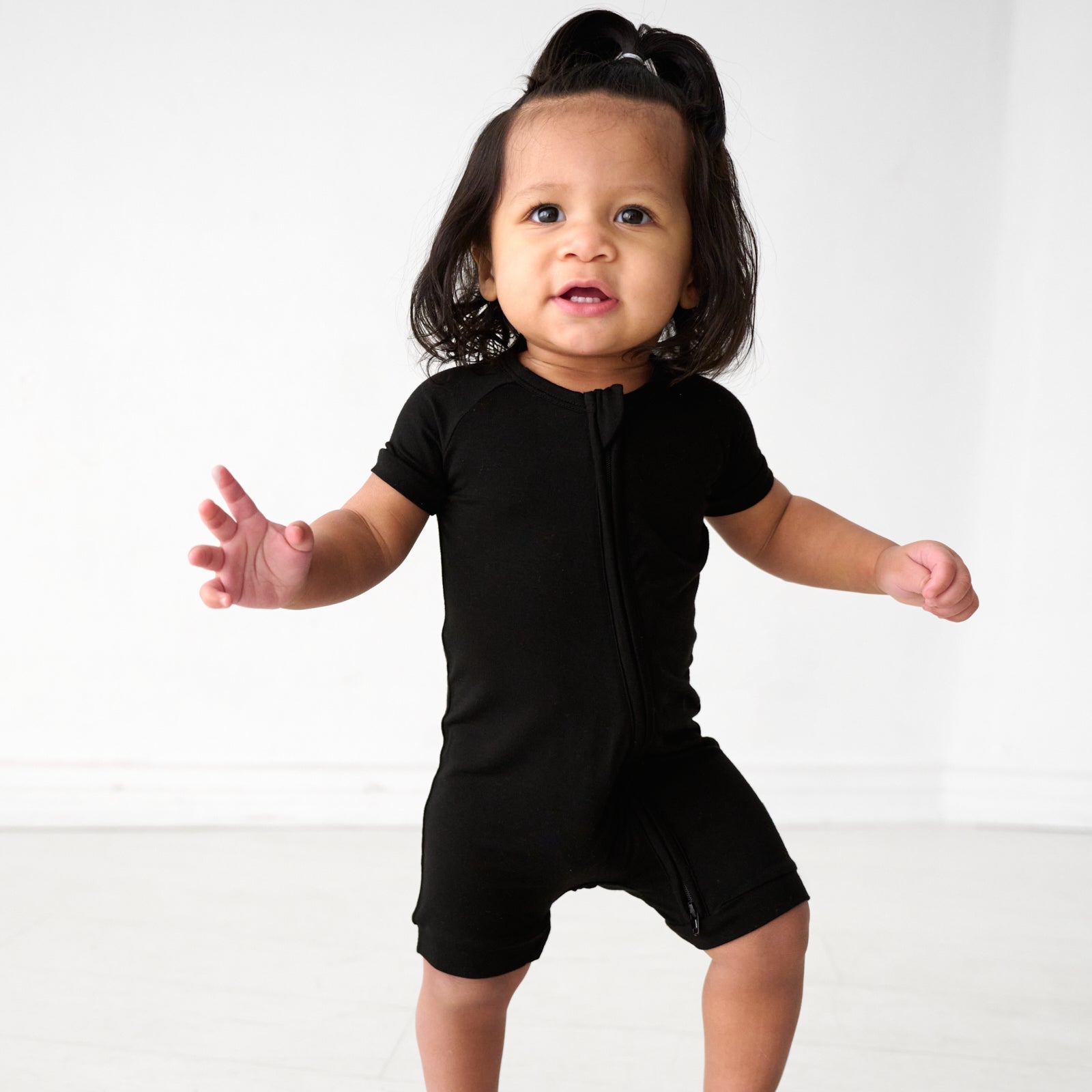 Black Shorty Zippy - Image 2