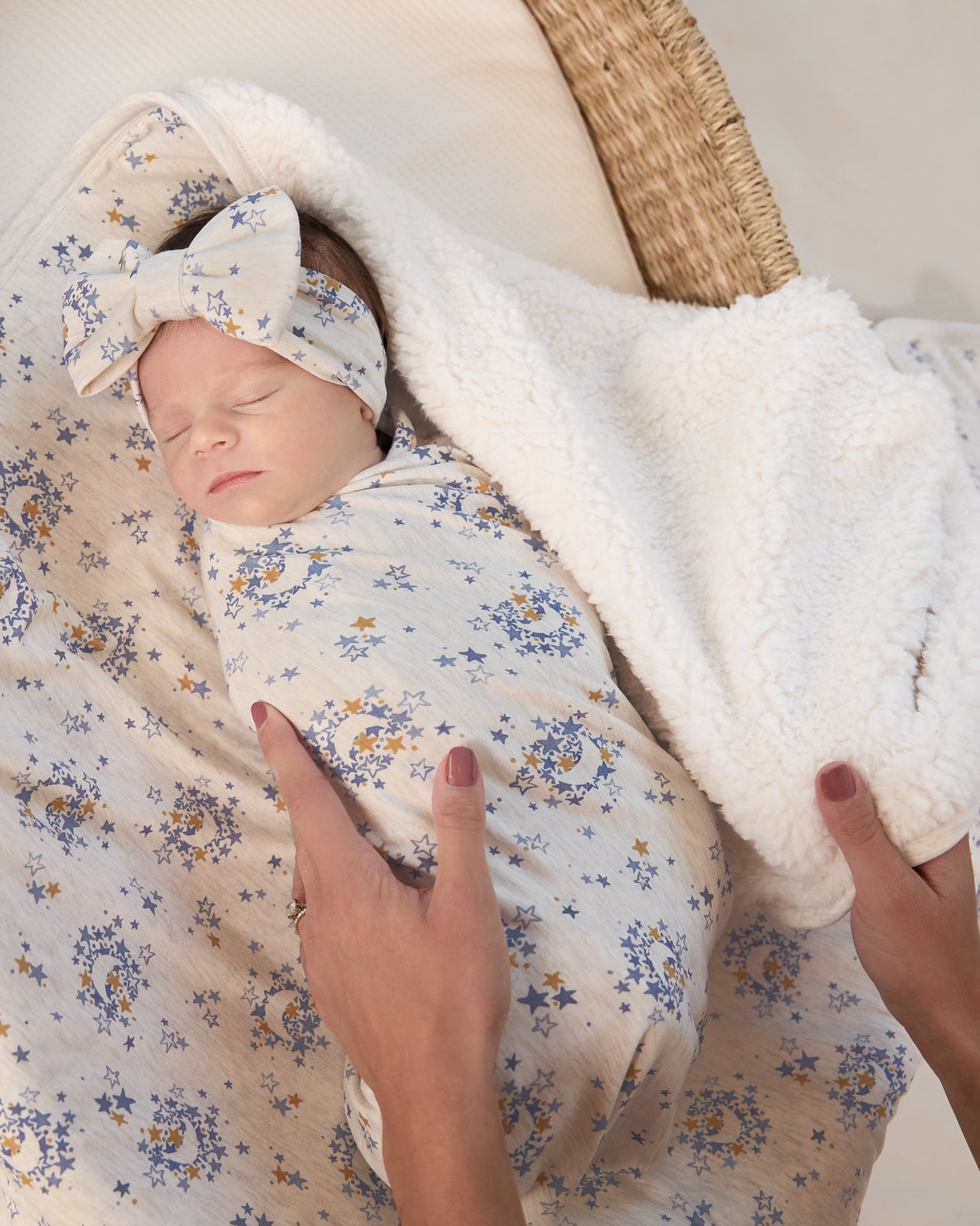 Lullaby Sky Mini Cloud Blanket? - Image 4