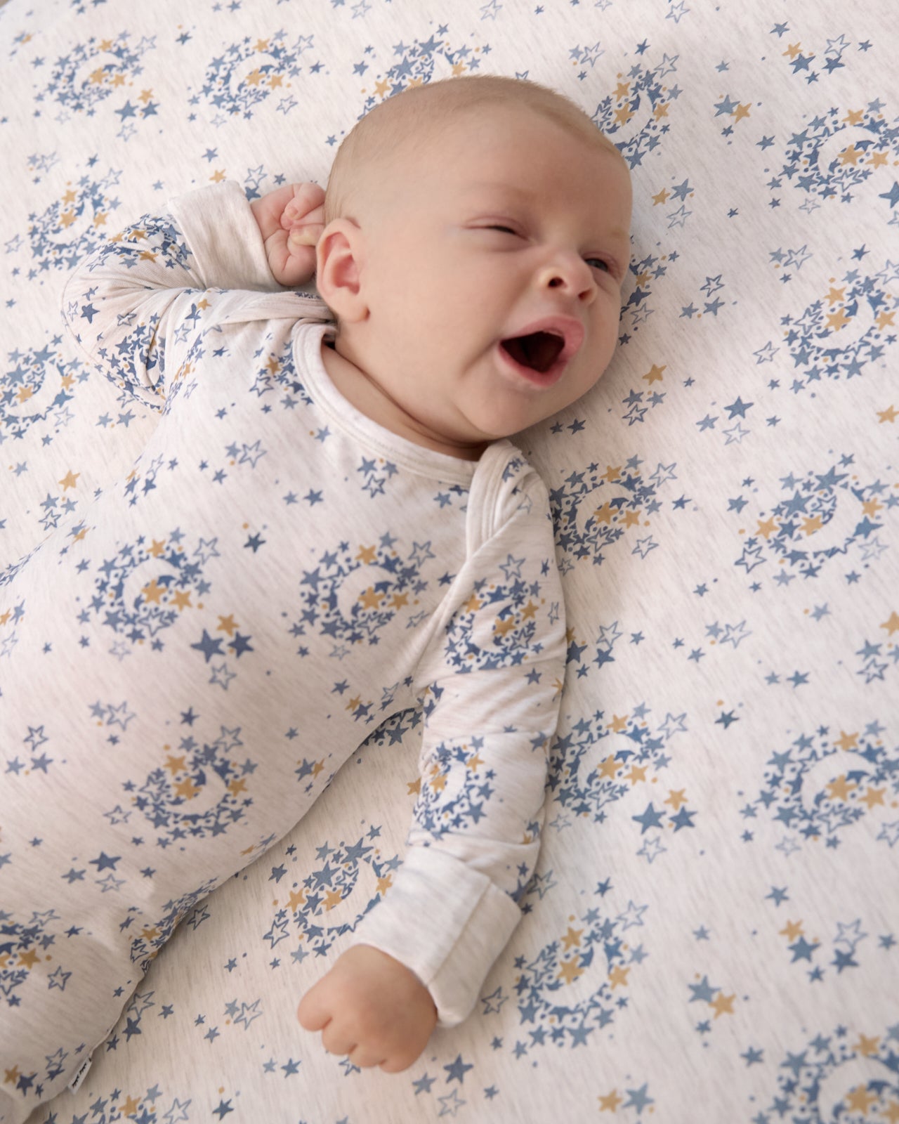 Lullaby Sky Crescent Zippy - Image 3
