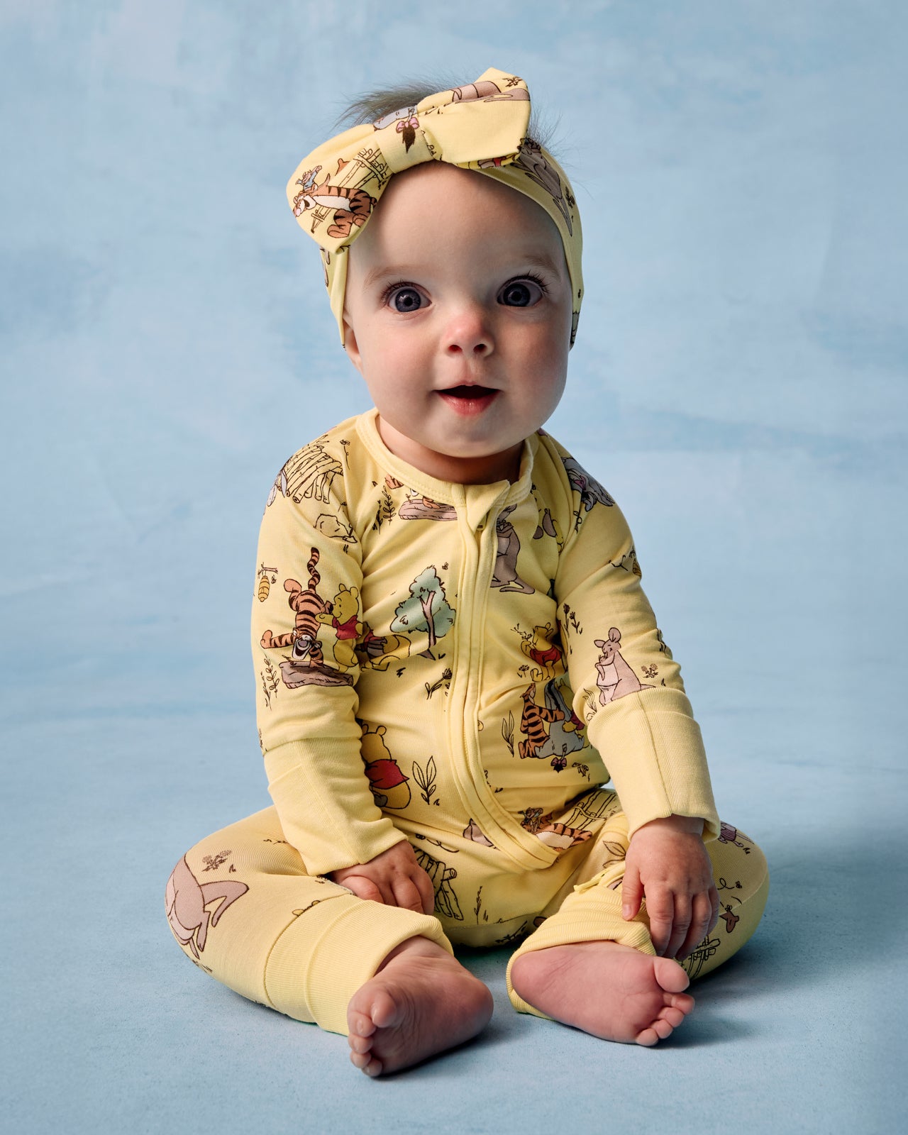 Disney Playtime With Pooh Luxe Bow Headband - Image 4