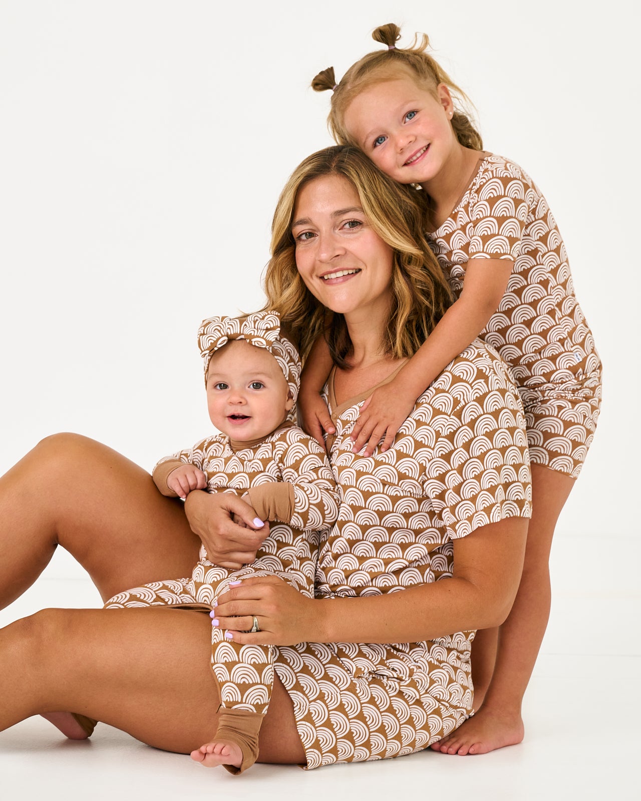 Rust Rainbows Two-Piece Short Sleeve & Shorts Pajama Set - Image 4