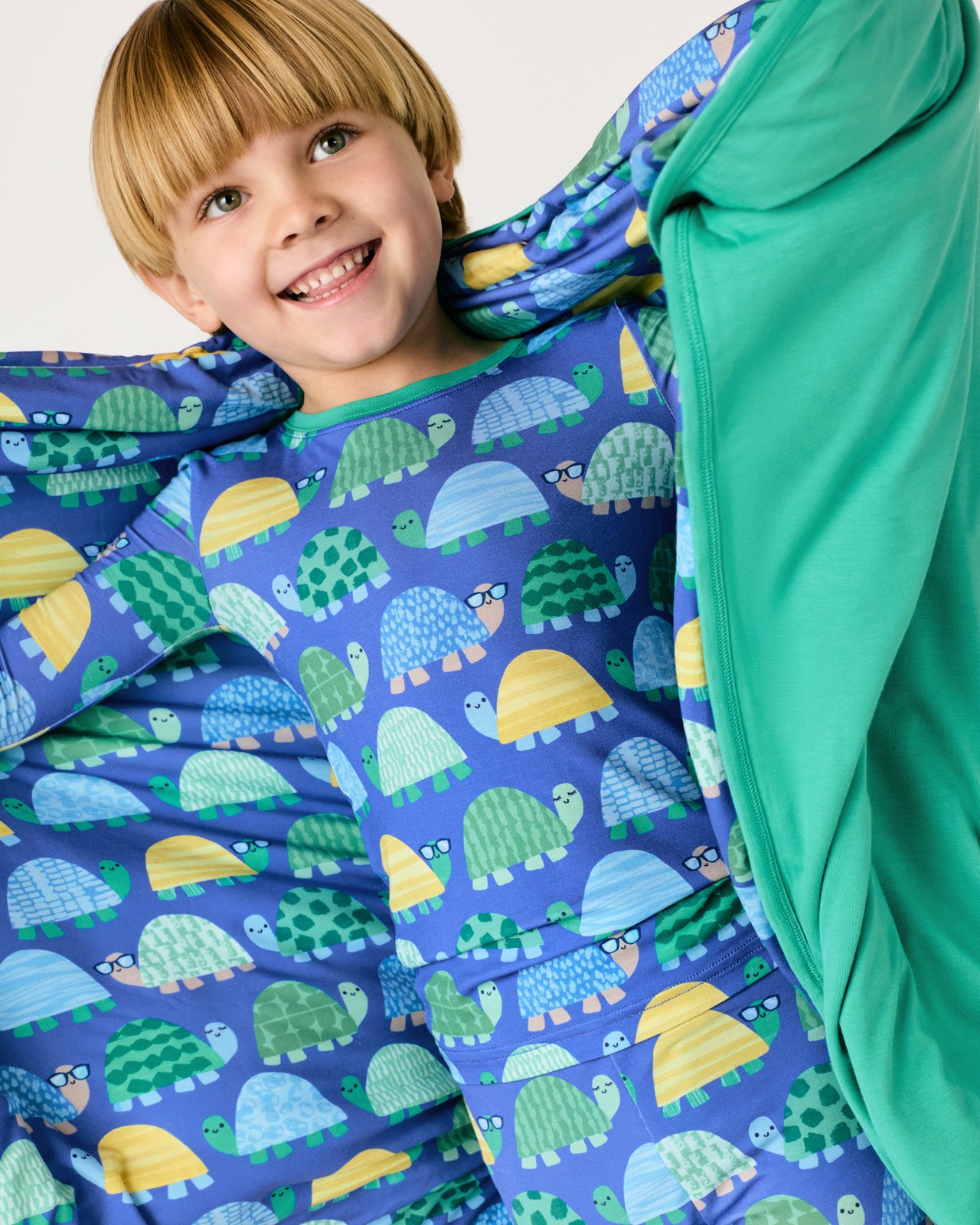 Shell Parade Large Cloud Blanket® - Image 2