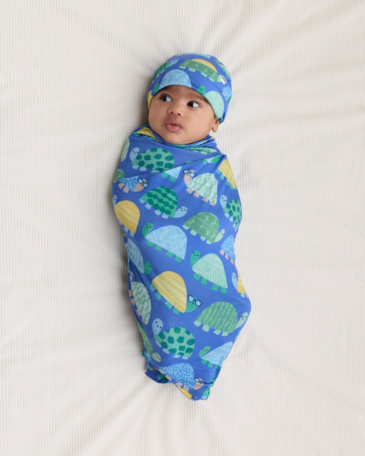 Shell Parade Swaddle & Hat Set