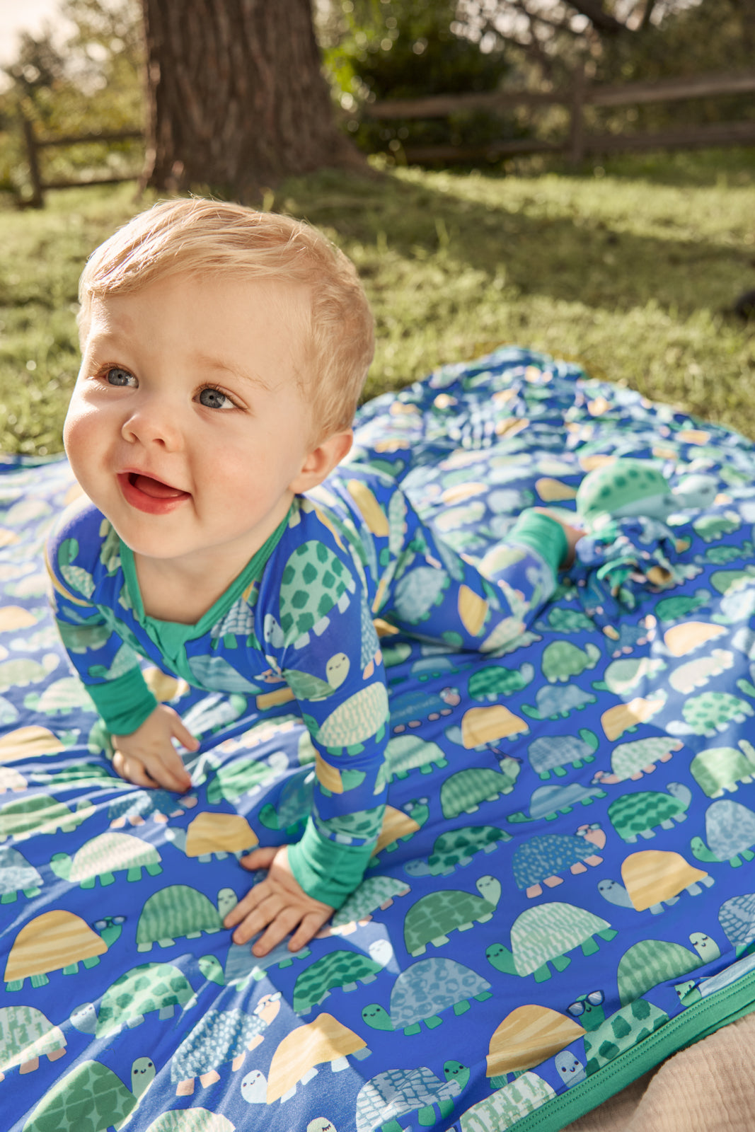 Shell Parade Large Cloud Blanket® - Image 4