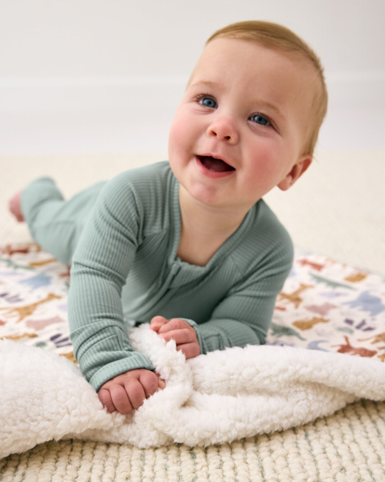 Sweet Safari Mini Cloud Blanket® - Image 4