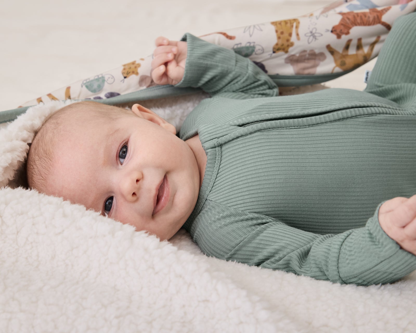 Sweet Safari Mini Cloud Blanket® - Image 5