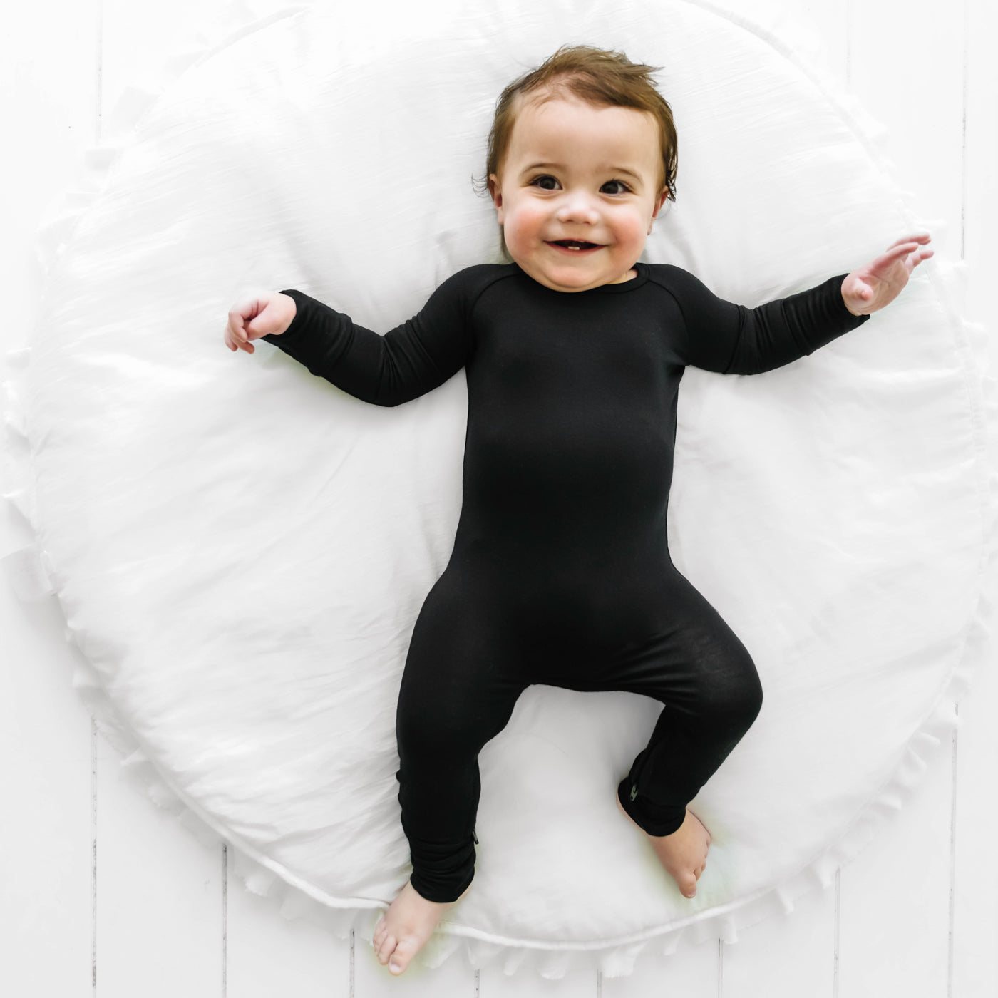 Black Crescent Zippy