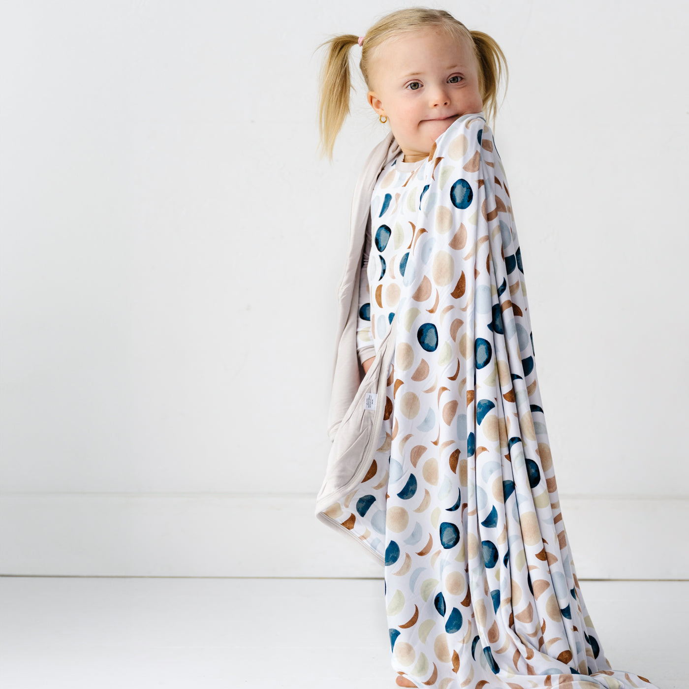 Luna Neutral Large Cloud Blanket?