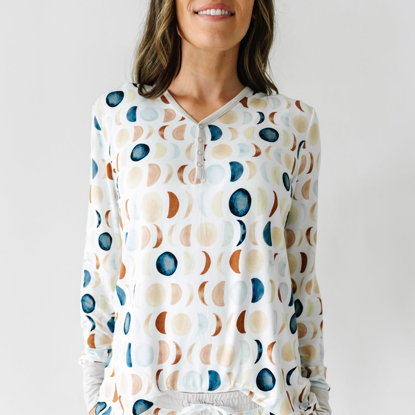 Luna Neutral Women's Pajama Top - Image 2